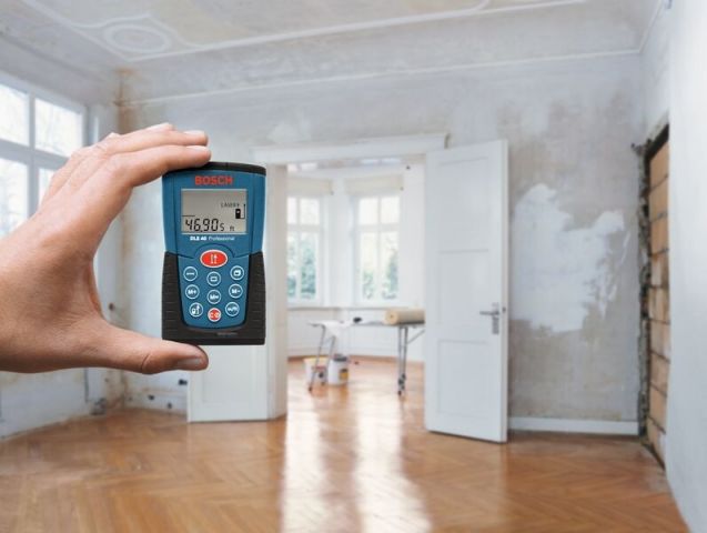 Лазерный дальномер Bosch DLE 40_3