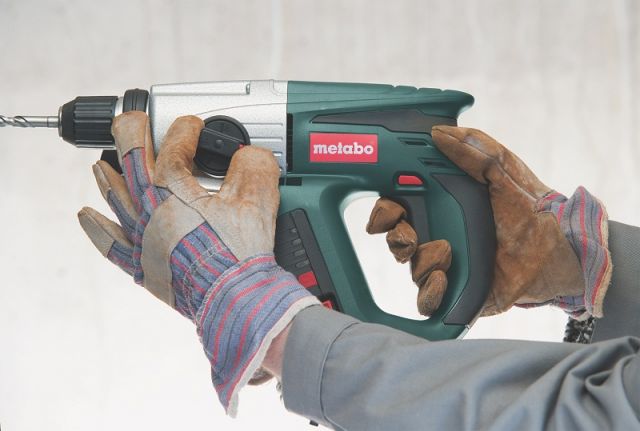 Аккумуляторный перфоратор Metabo KHA 24_2