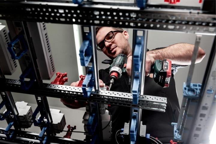 Акумуляторний шуруповерт Metabo PowerMaxx BS 12 Q_2