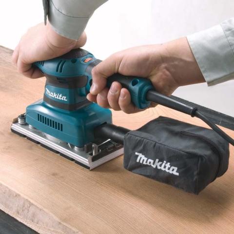 Вібраційна шліфмашина Makita BO 3711_2
