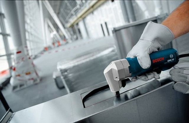 Вырубные ножницы Bosch GNA 16_1