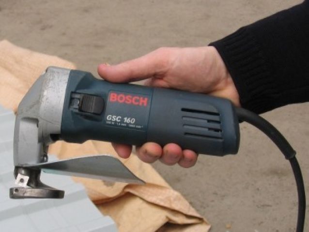 Листовые ножницы Bosch GSC 160_1