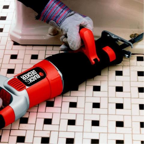Шабельна пила Black&Decker RS 1050 EK_2