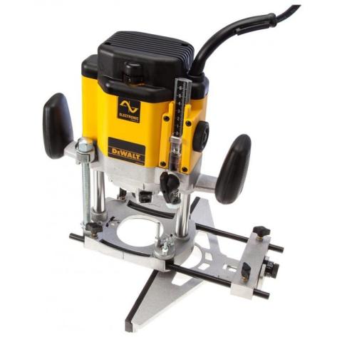 Фрезер DeWalt DW 625E_1