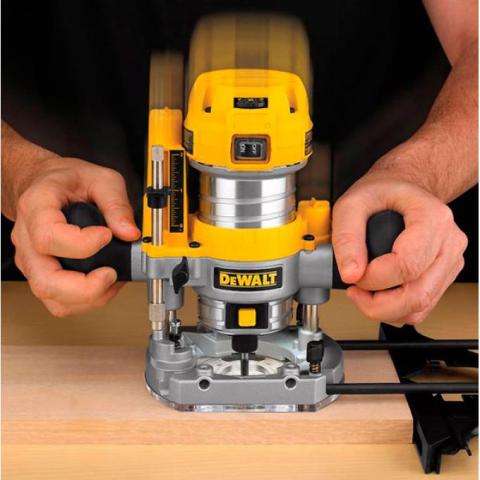 Фрезер DeWalt D26204K_3