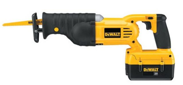 Аккумуляторная сабельная пила DeWALT DC305KL_0