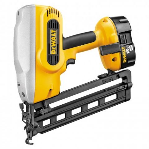 Аккумуляторный гвоздезабиватель DeWALT DC618KB_0