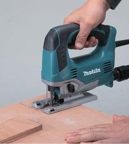 Лобзик Makita JV0600K_1