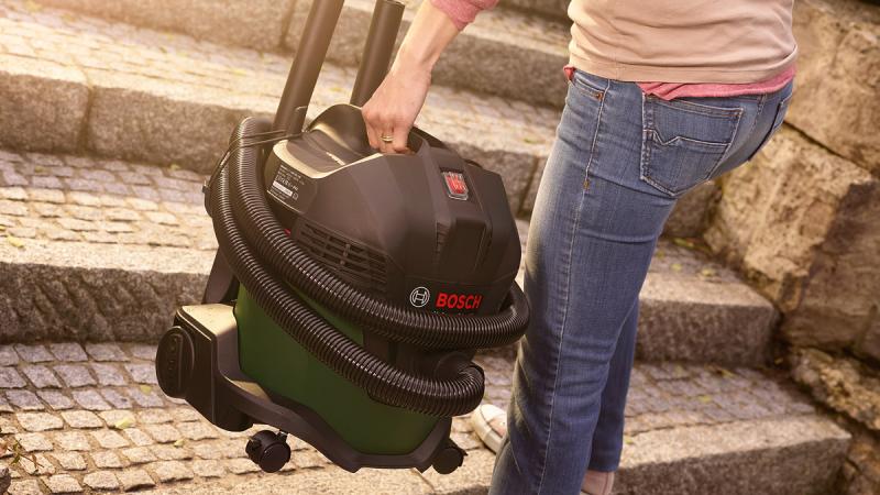Пилосос Bosch UniversalVac 15_1