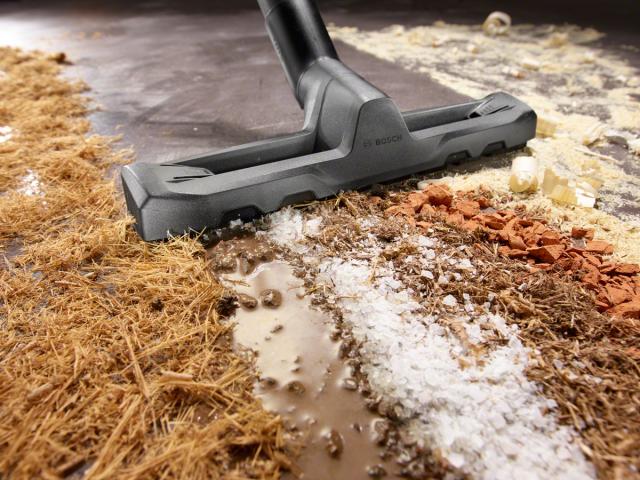 Пилосос Bosch UniversalVac 15_3